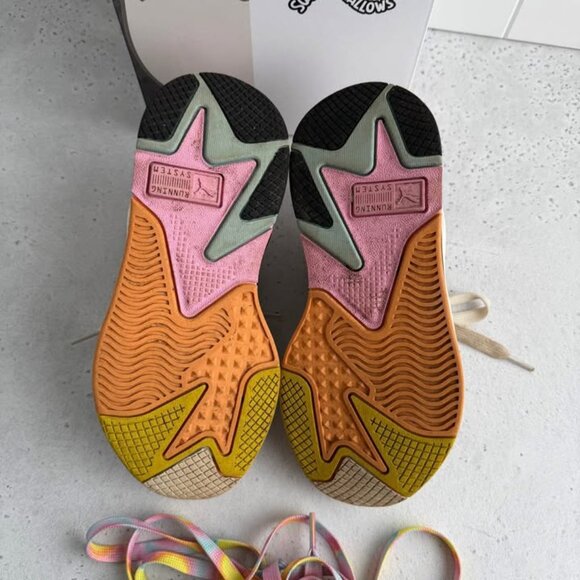Squishmallow x Puma girls shoes size 4 youth - Picture 4 of 4